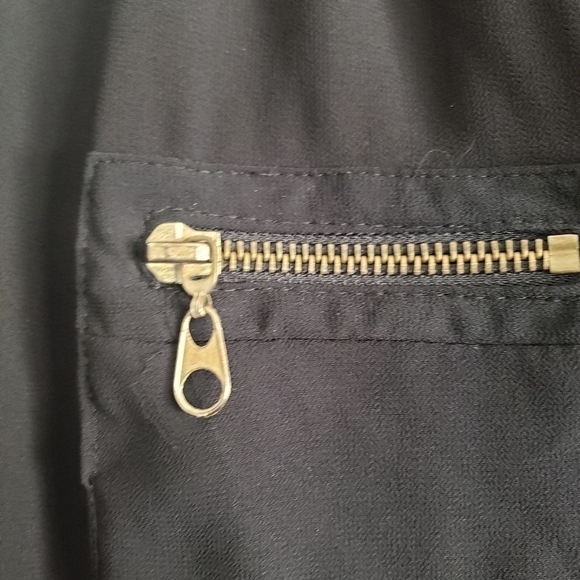 My Michelle XL. Black Blouse with button-up sleeves - Picture 2 of 4